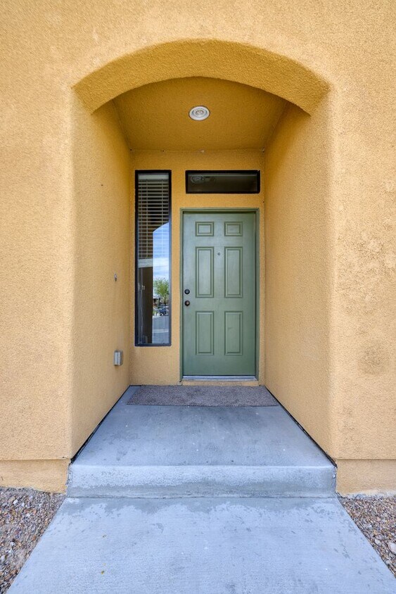 Primary Photo - GATED NW HOME - 4 BEDROOMS W/ 1 BED AND BA...