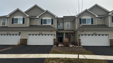 Building Photo - 2009 Stuttle Rd