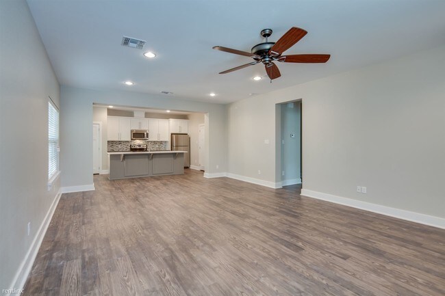 Foto del edificio - 208 Poplar St