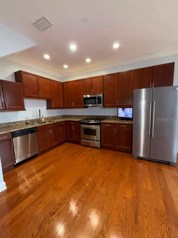 Foto del edificio - 113 S Packwood Ave