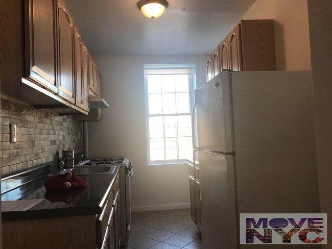 Foto del edificio - 3136 Perry Ave