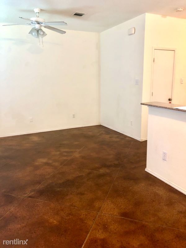 Building Photo - 3 br, 2.5 bath Apartment - 2315 Aldergate Dr