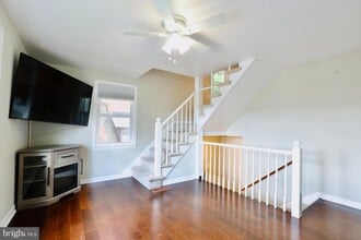 Building Photo - 3631 S Kemper Rd