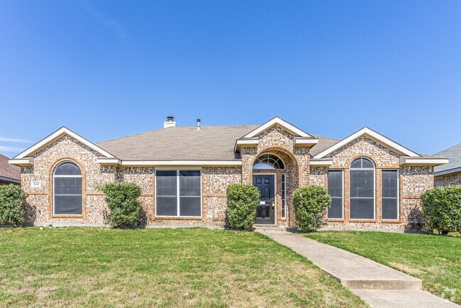 Building Photo - 1142 Hampshire Ln