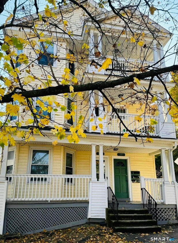 Photo - 155 Congress Ave (Waterbury, CT)