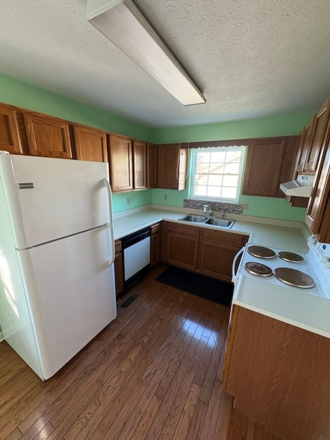 Foto del edificio - 1801 Brookline Ct