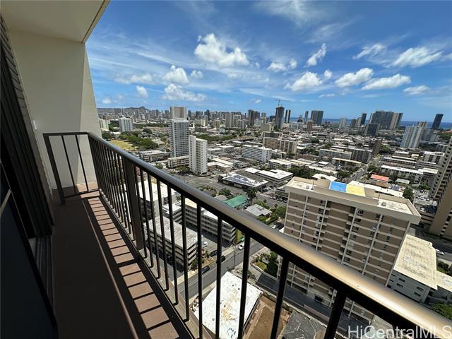 Foto del edificio - 1630 Liholiho St