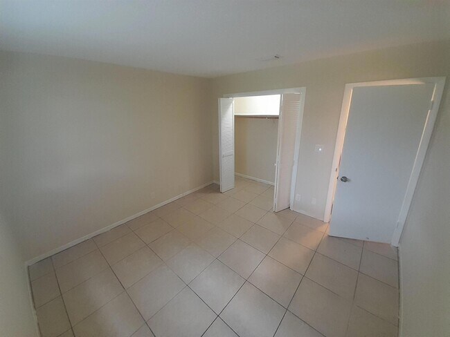 Foto del edificio - 412 Conniston Rd