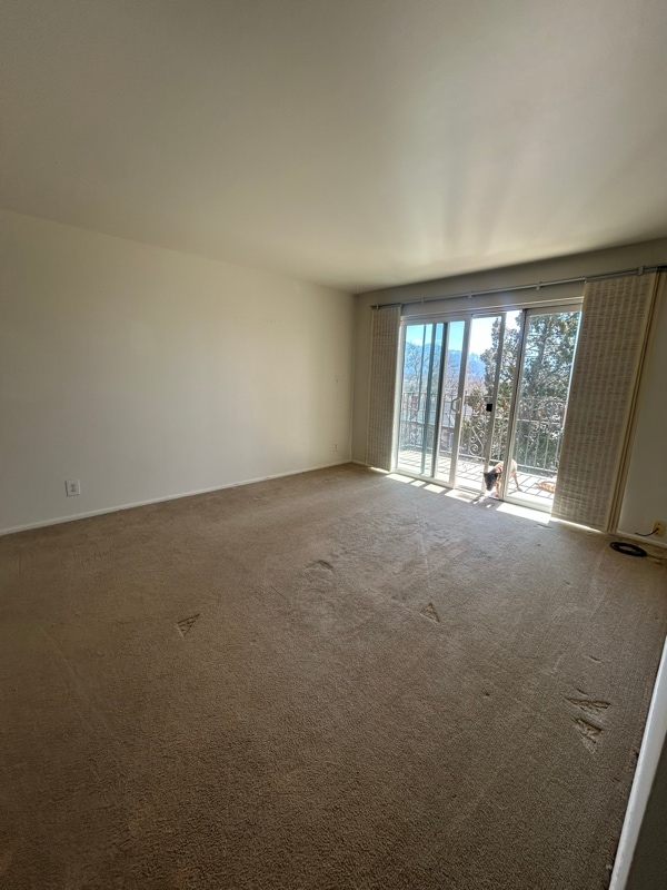 Building Photo - 673 E 6th Ave