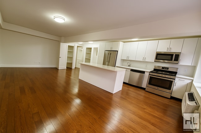 Building Photo - EAST 57 STREET