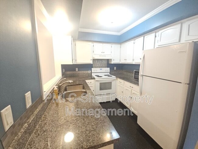 Building Photo - 17 Palao Rd