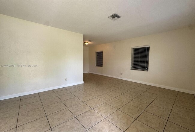 Building Photo - 1320 NW 87th St