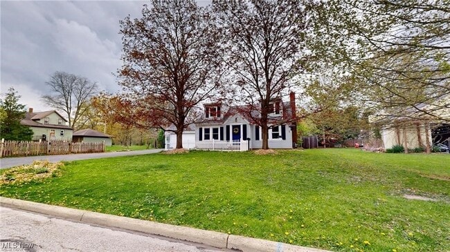Building Photo - 44 Colony Dr