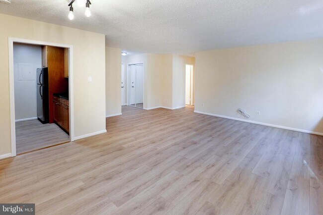 Foto del edificio - 1730 Arlington Blvd