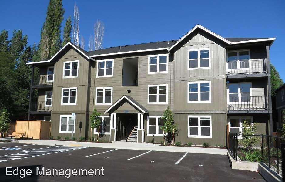 Primary Photo - 1110 SW 160th Ave