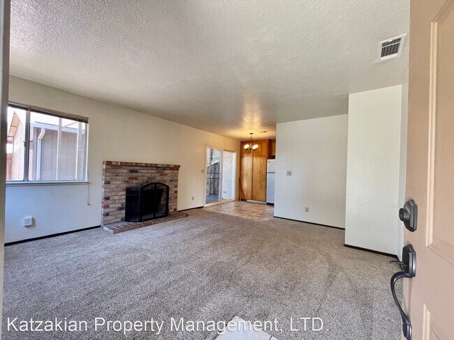 Foto del edificio - 2 br, 1 bath House - 7248 Tristan Circle