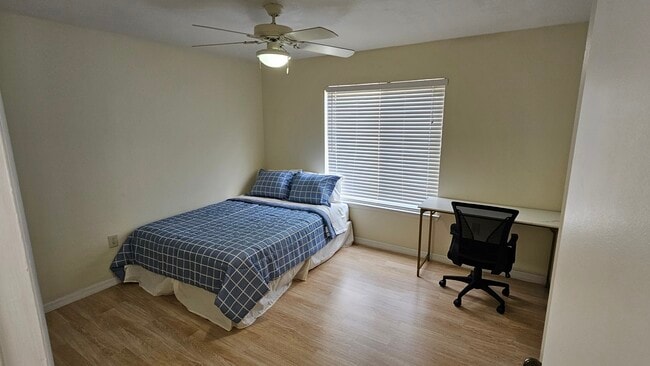 Bedroom2 - 4215 SW 22nd Ln