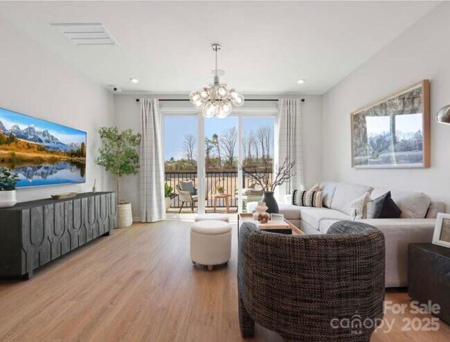 Foto del edificio - 5624 Kingspan Dr