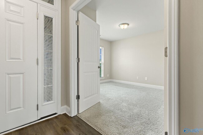 Foto del edificio - 122 Ardsley Dr