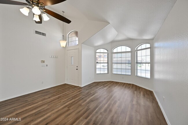 Building Photo - 5415 W Piute Ave