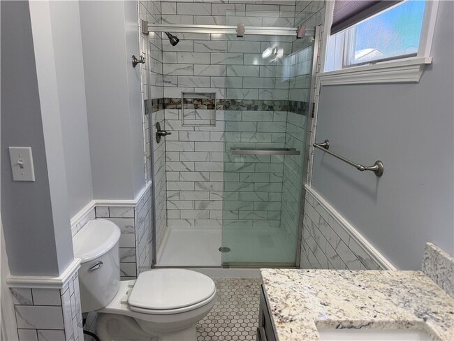 Building Photo - 35 W Hazel St