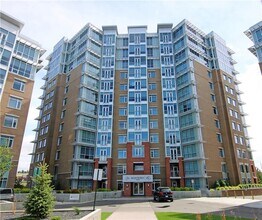 Building Photo - 32 Varsity Estates Cir NW