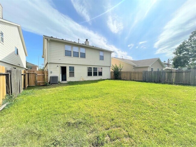 Foto del edificio - 15406 Bay Lodge Ln