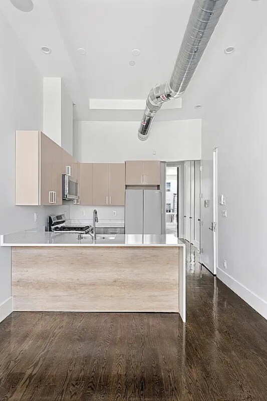 Foto del edificio - 1137 Jefferson Ave