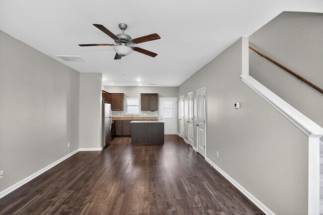 Building Photo - 1017 Glen Marcus Dr