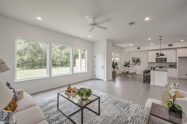 Foto del edificio - 3522 Talia Wood Ct