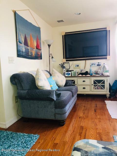 Foto del edificio - 211 Ocean Ave