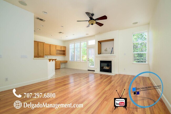 Building Photo - Beautiful gated Tiara 3 bedroom condo