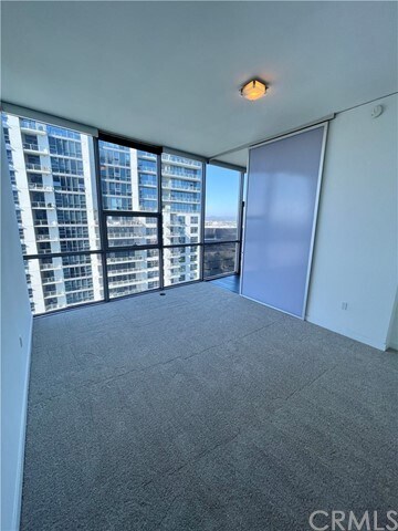 Building Photo - 9 MacArthur Pl