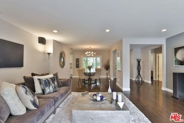 Foto del edificio - 4271 Riverton Avenue, Los Angeles, CA 9160...
