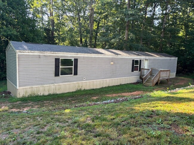 Building Photo - 132 Gantt Rd