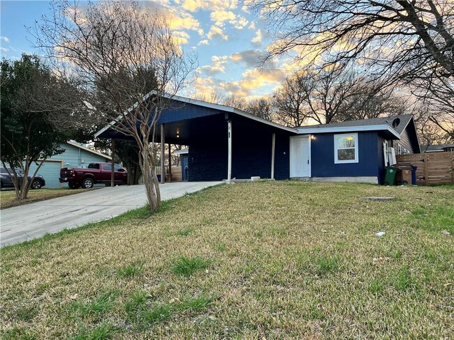 Building Photo - 6206 Arnold Dr