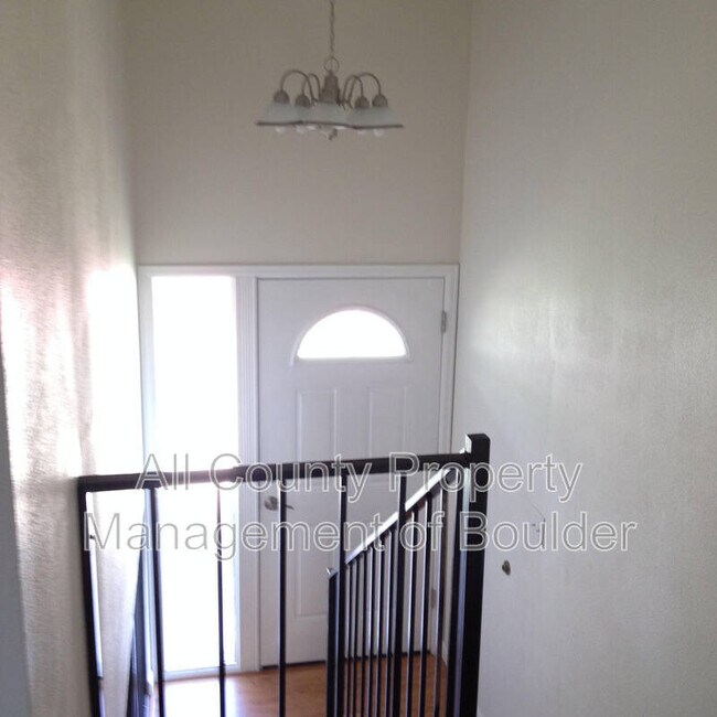 Building Photo - 4790 Osage Dr