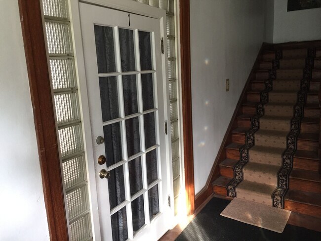 Foto del edificio - 908 Columbia Ave