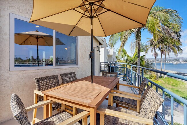 Foto del edificio - 3265 Bayside Ln