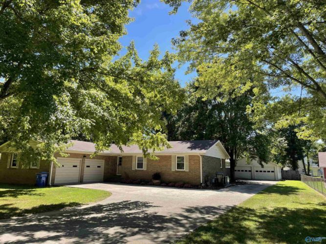 1703 Pine St, Athens, AL 35611 House for Rent in Athens, AL