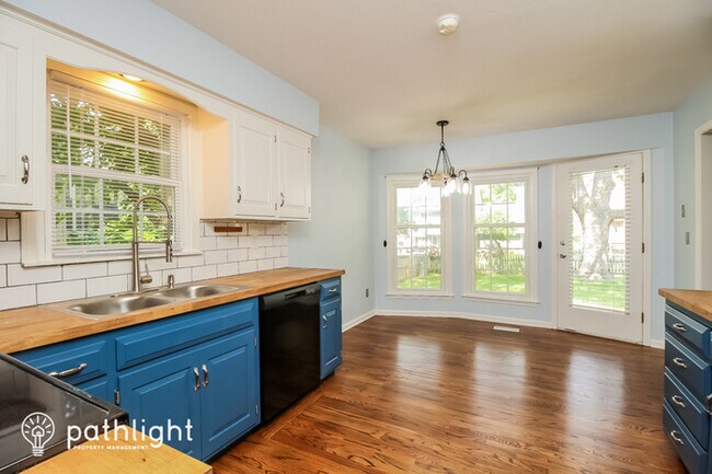 Foto del edificio - 15620 146Th Street, Olathe, KS, 66062
