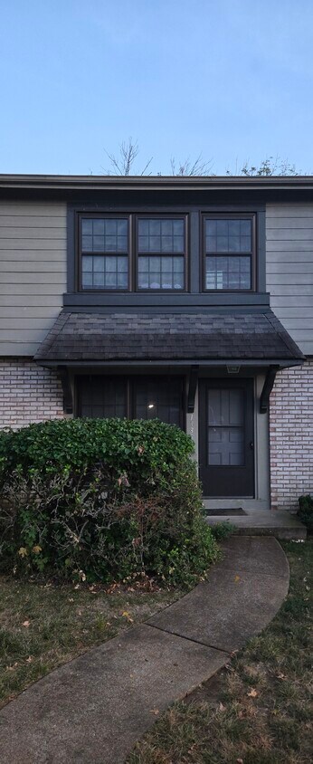 Foto principal - 13352 Hiddencrest Ln