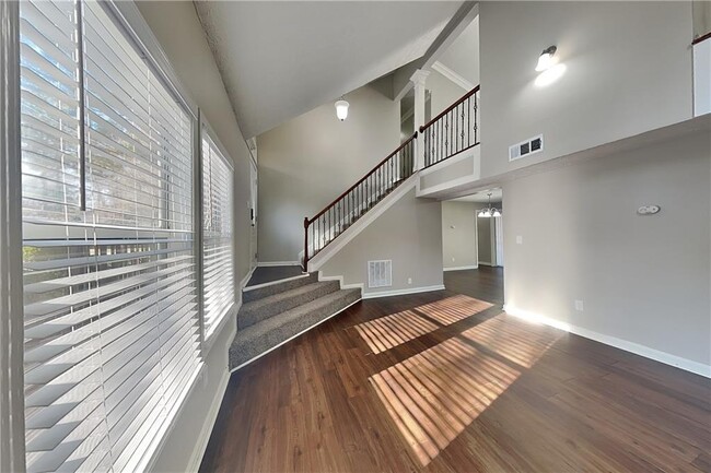 Foto del edificio - 3311 Chastain Crossing NW