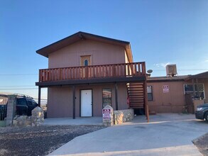 Building Photo - 1654 Exeter Dr