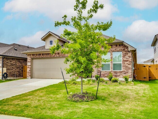 Foto del edificio - 709 Bridle Creek Dr