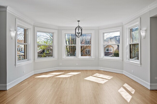 Foto del edificio - 4834 N Springfield Ave