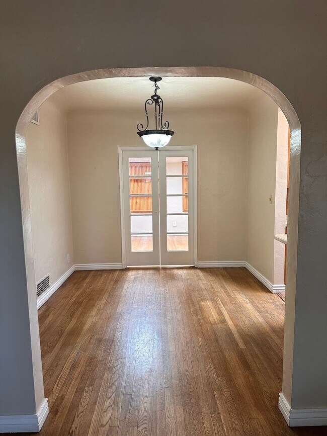 Foto del edificio - 3045 E Drachman St