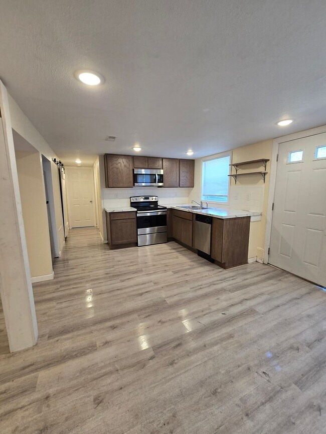 Foto del edificio - 1504 June Ln