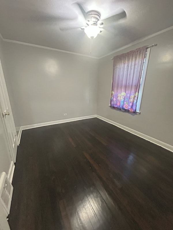 Foto del edificio - 8825 S Kenwood Ave