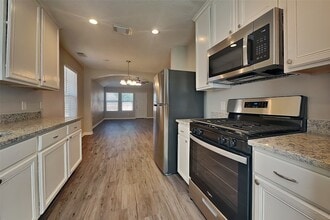 Building Photo - 2343 Colonial Springs Ln